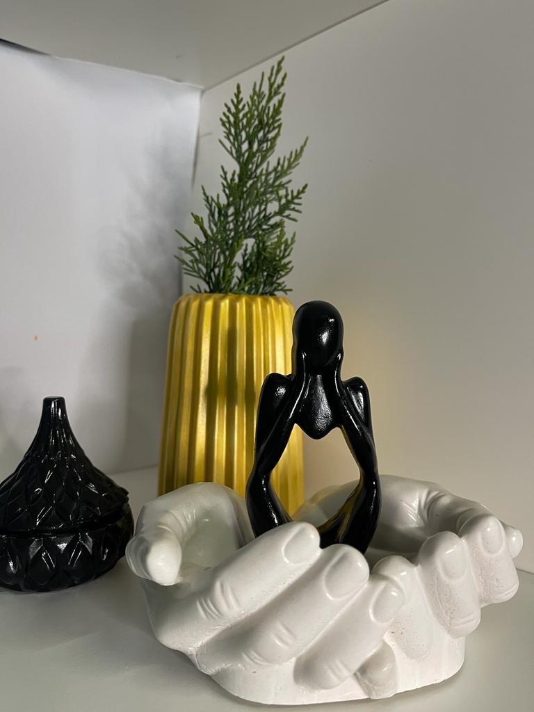 Lavorazioni artigianali in ceramica/gesso/cera su ordinazione